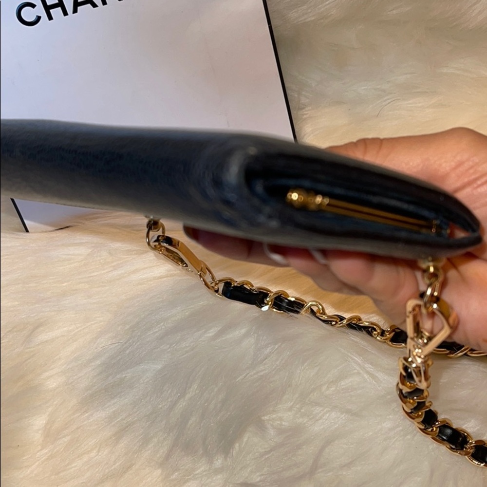 CHANEL Authentic CC Logo Cavier Bifold Wallet - Picture 4 of 16